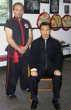 Sifu Alejandro Ramirez con Grandmaster Doc-Fai Wong